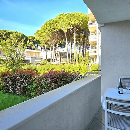 Sunny - 180 Daire